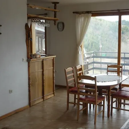 Holiday home Chitakovata House