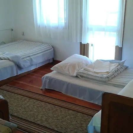 Chitakovata House *